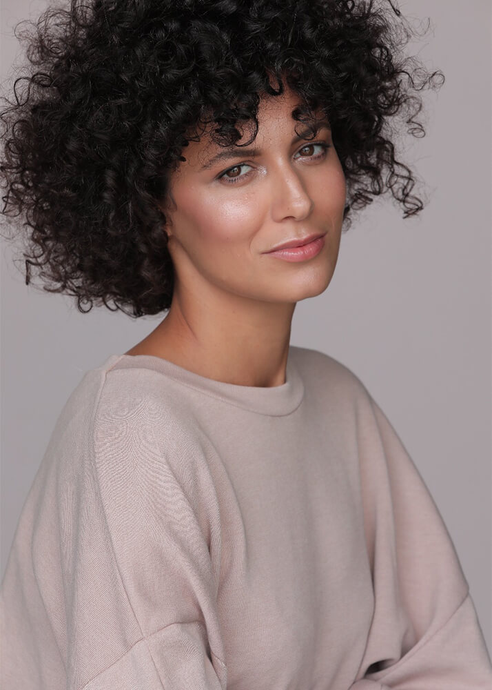 Khaoula S modelo femenina de la Agencia Plugged Models