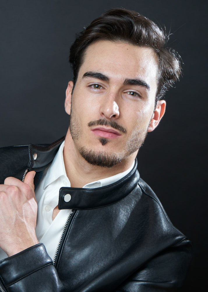 Héctor S modelo masculino Plugged Models